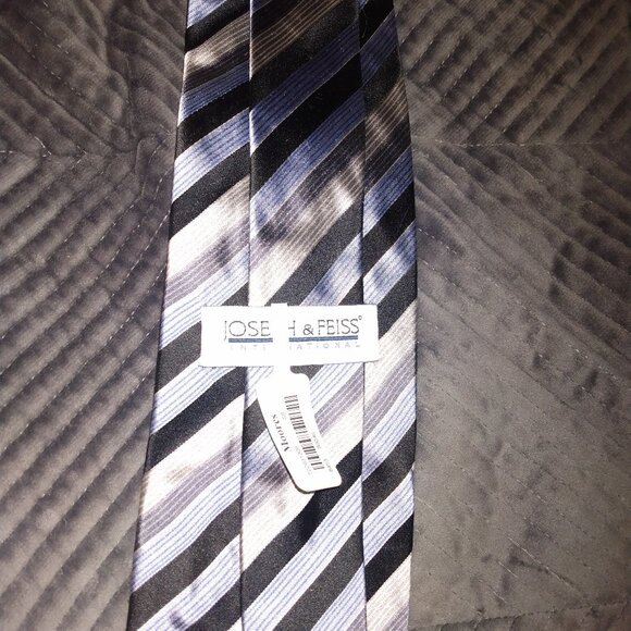 New tie - Picture 3 of 3